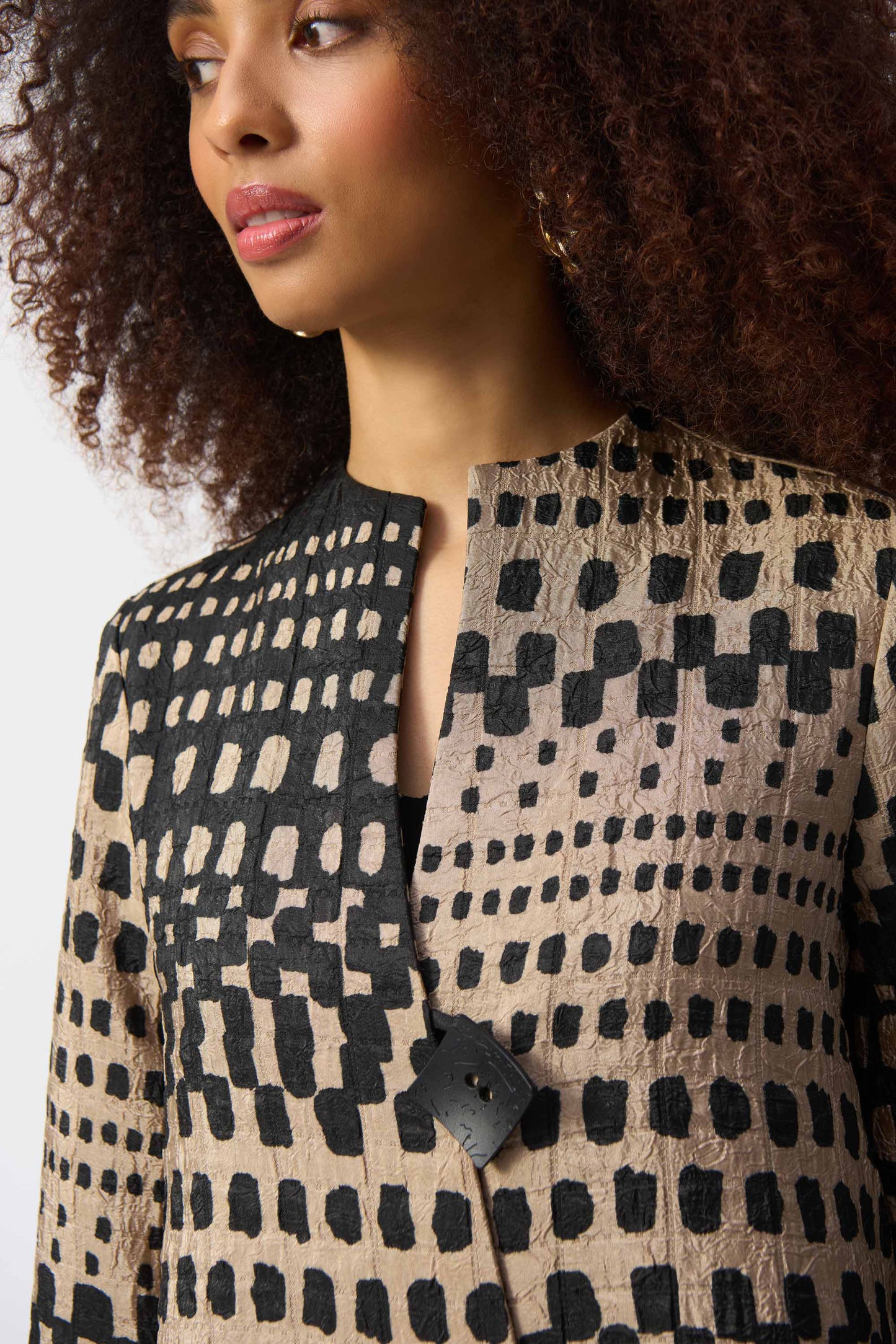 Joseph Ribkoff Jacquard Geometric Print Trapeze Jacket Black/Dune 251178-4220