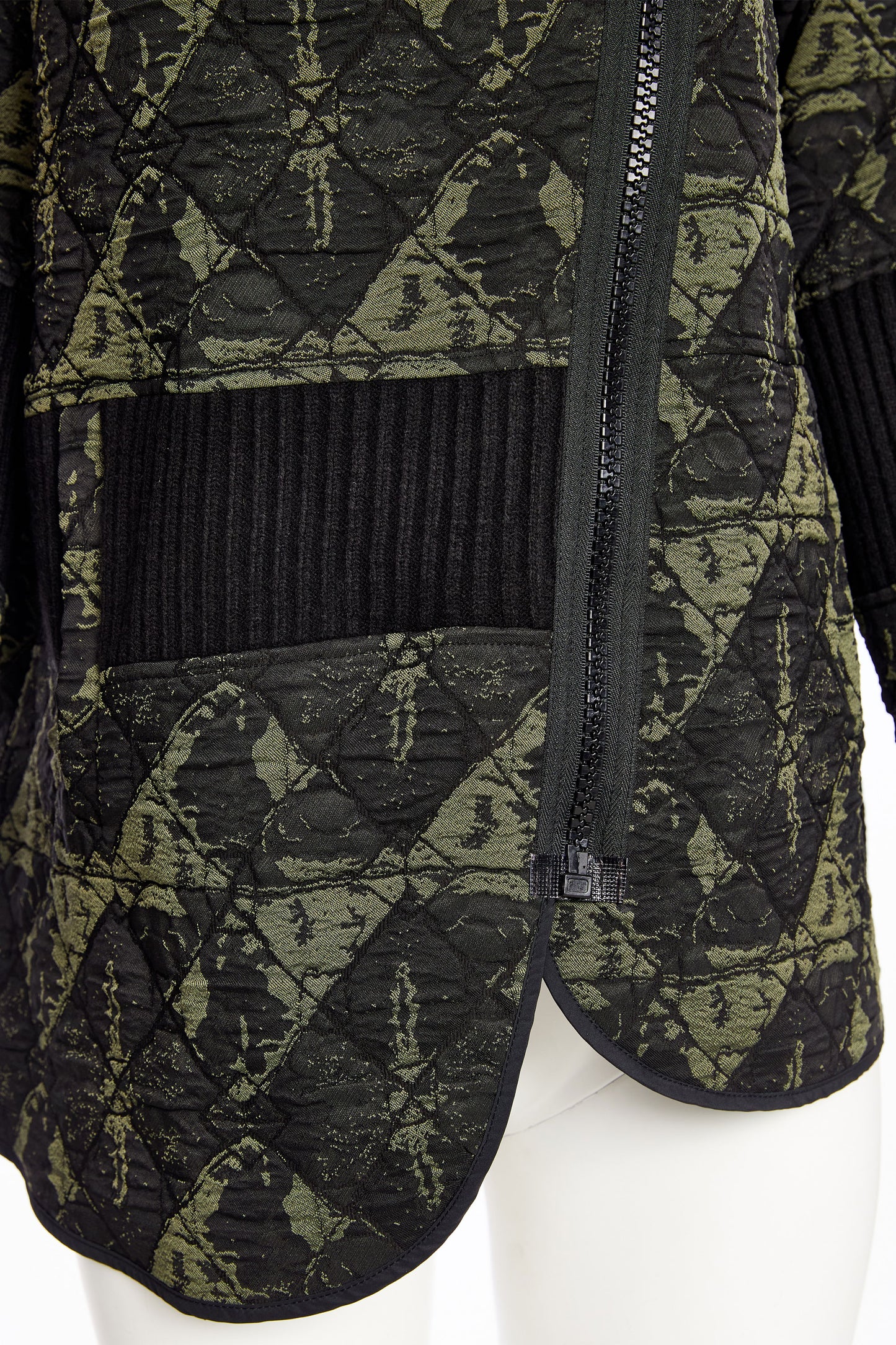 Naya Jacquard Print Jacket with Angled Zip and Ribbed Panels Black & Forest NAW25188-954