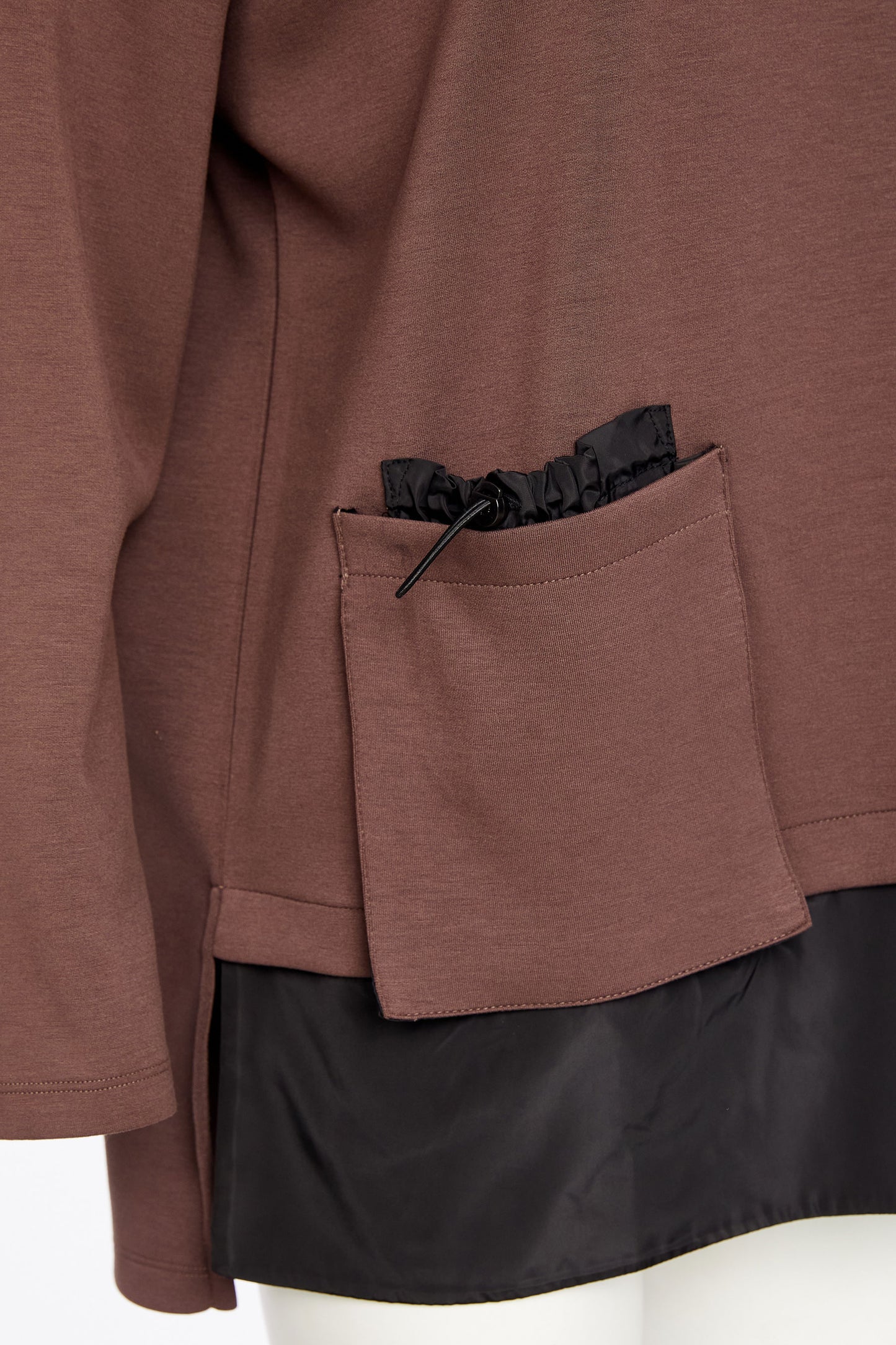 Naya Soft Sweatshirt with Contrast Cocoa & Black NAW25127-739