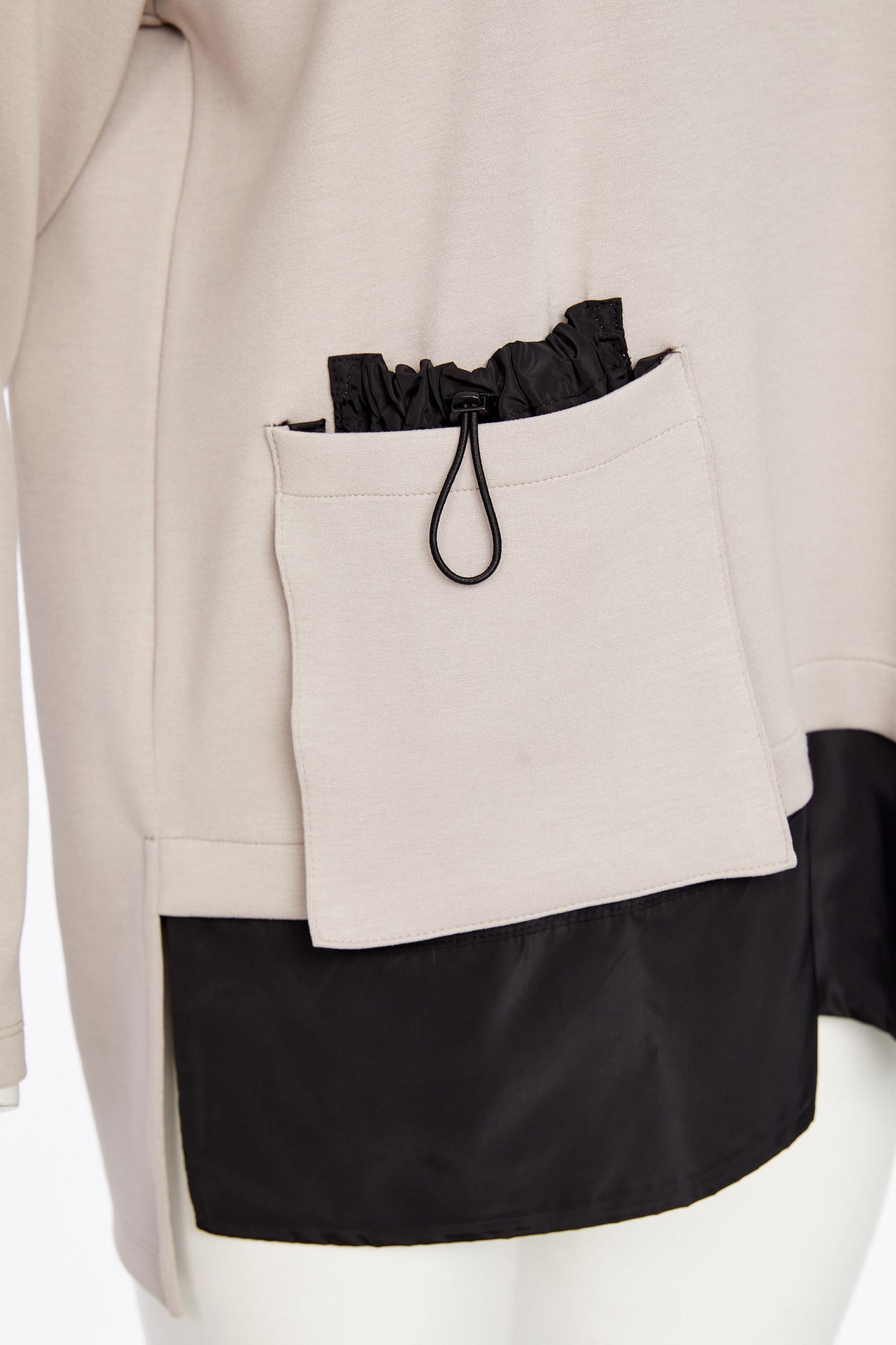 Naya Soft Sweatshirt with Contrast Taupe & Black NAW25127-779