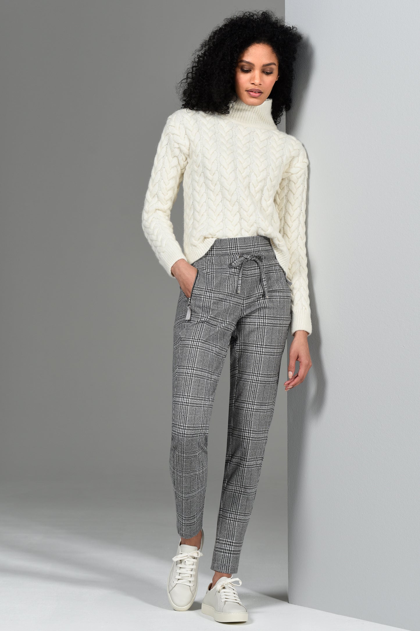 Robell Hygge Check Print Soft Knit Trousers Grey/Black 51456-54234-91