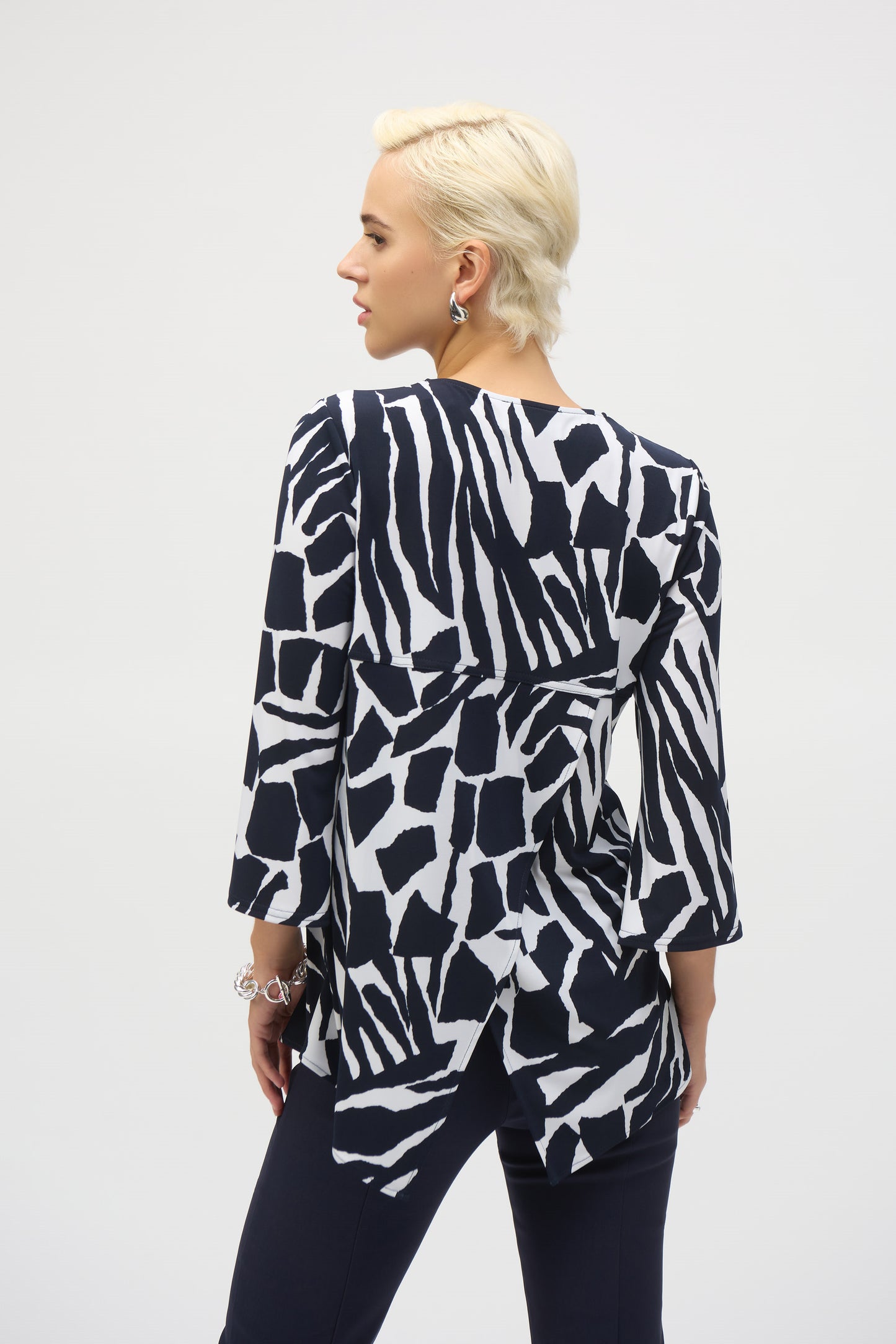 Joseph Ribkoff Silky Knit Tropical Fit and Flare Tunic Vanilla/Midnight Blue 252157-2366