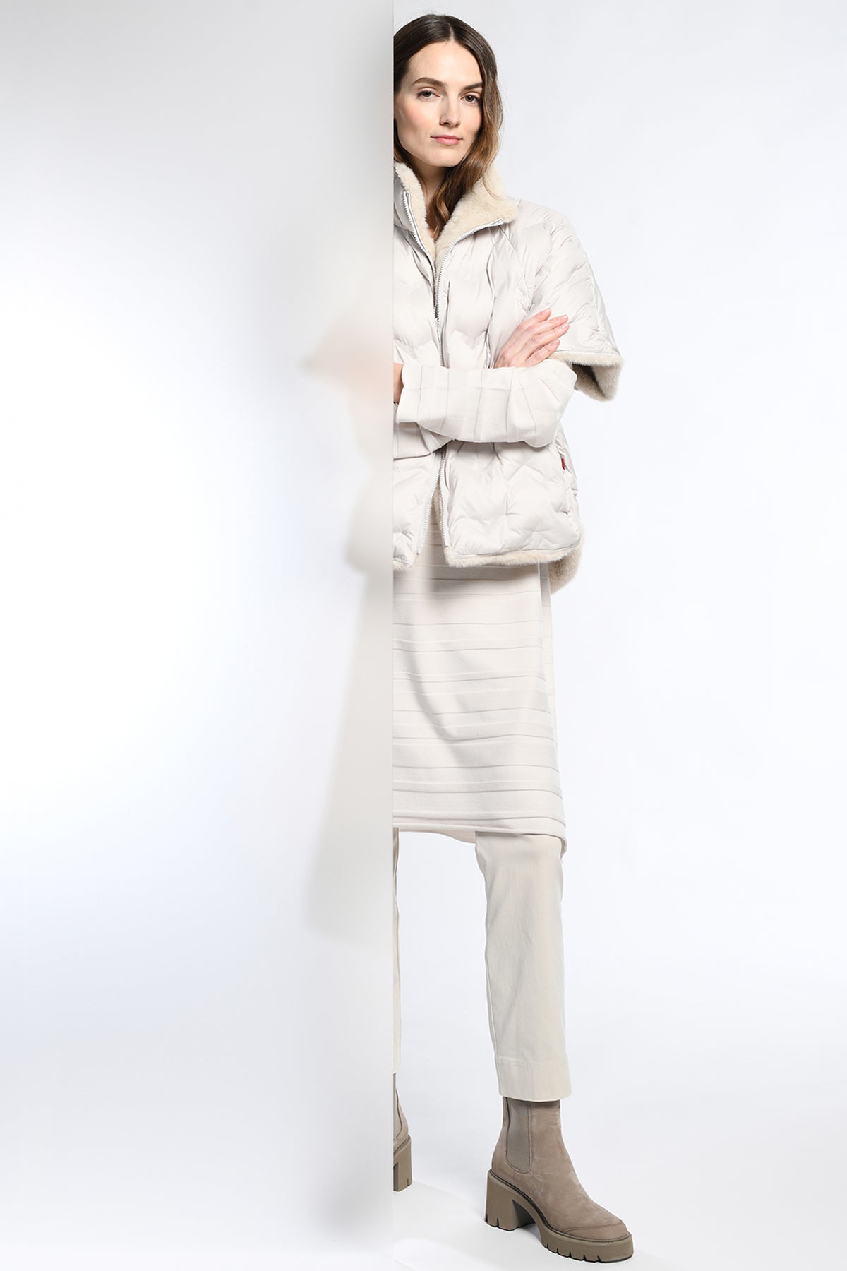 Vetono Quilted Reversible Vest Cream 9603-063-114