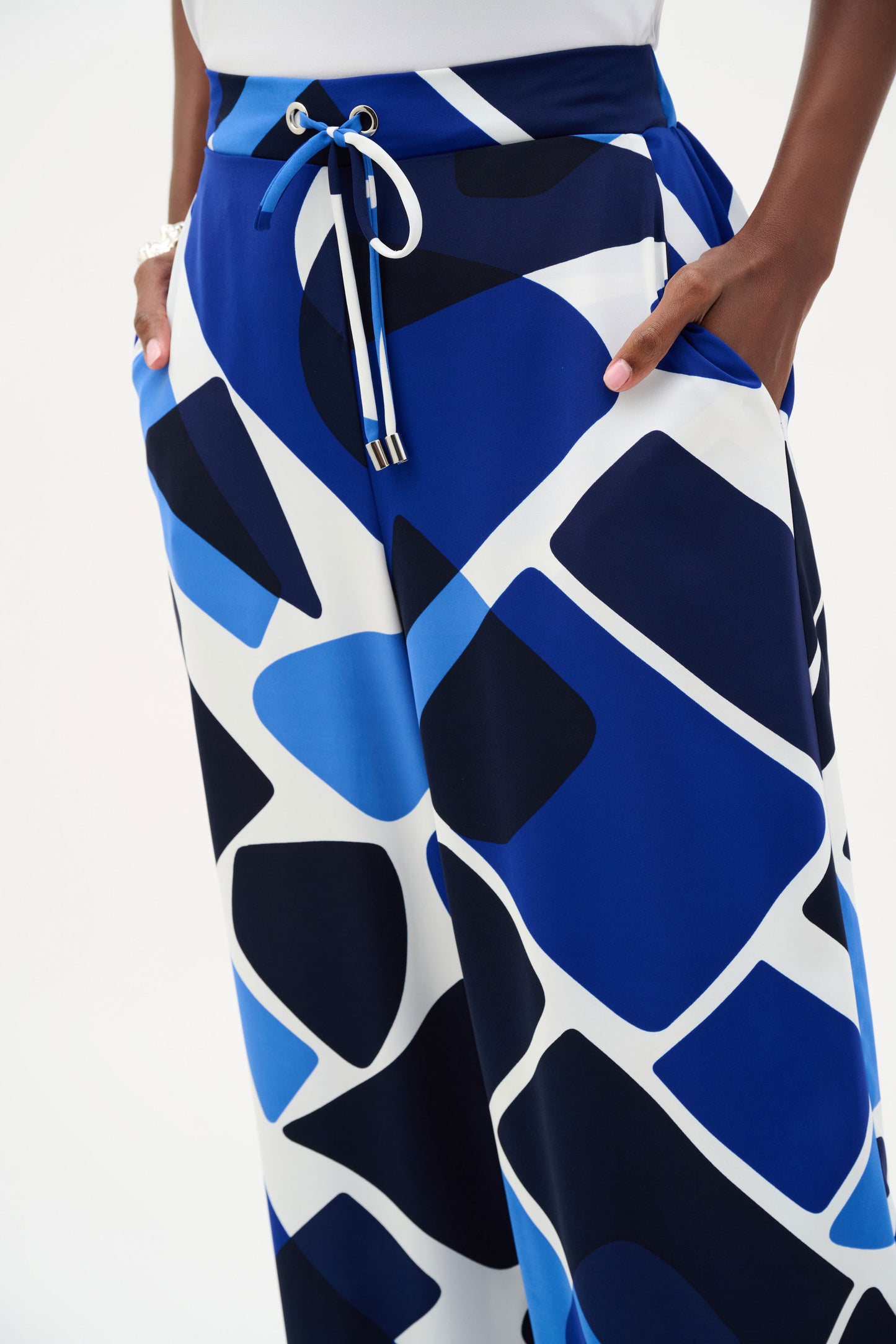 Joseph Ribkoff Recycled Woven Geometric Print Wide Leg Pull-On Pants Vanilla/Blue 262155-4473