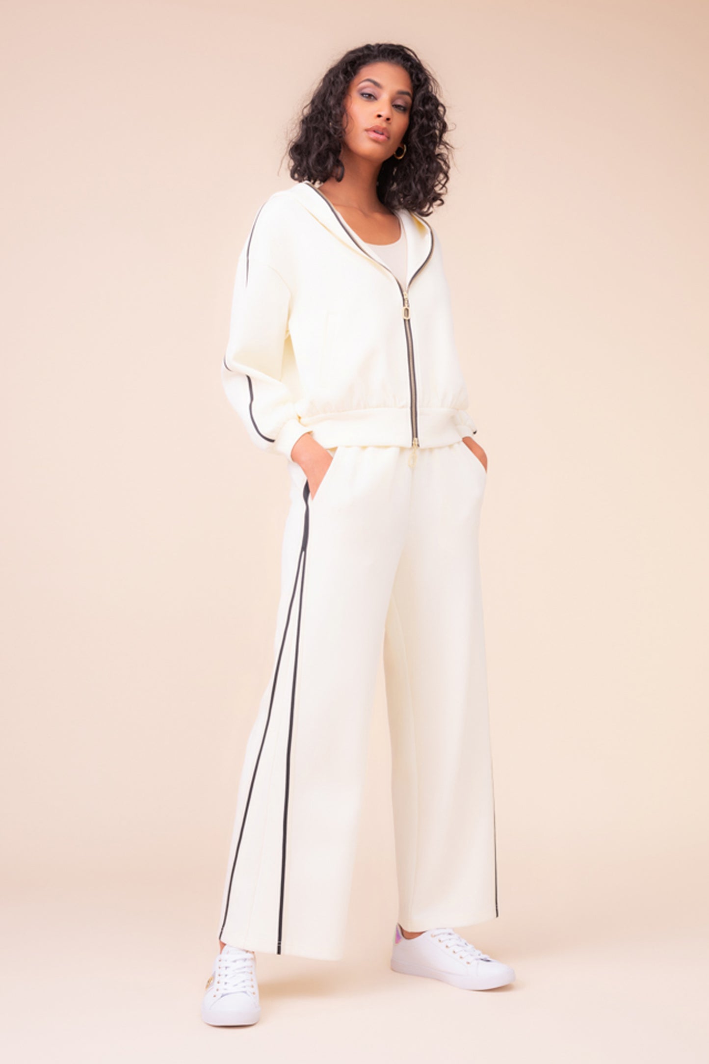 Alison Sheri Zip Up Cardigan Ivory A48036