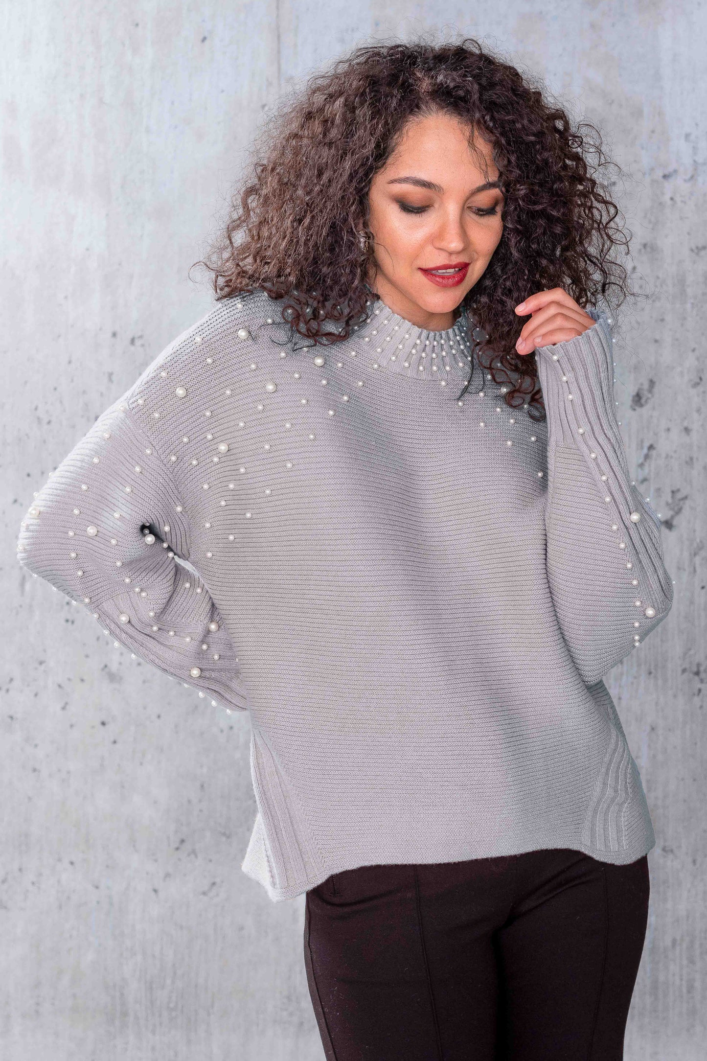Alison Sheri Ribbed Pearl Detail Sweater Grey A44307