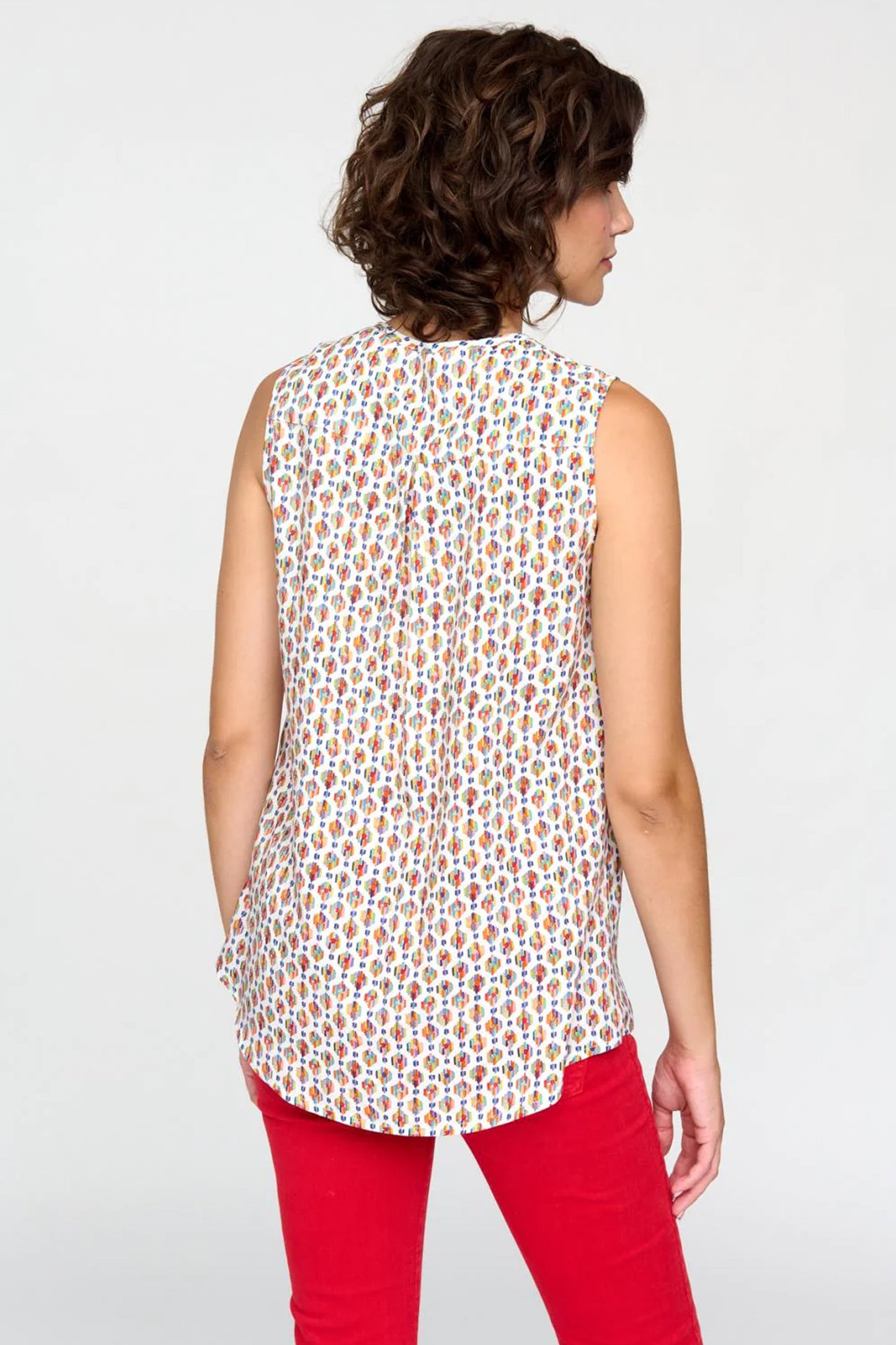 Bariloche Sleeveless Geometric Print Blouse Multi/Natural Ontur