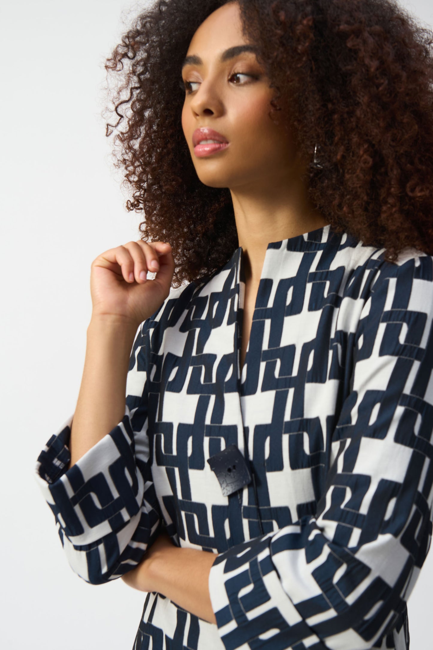 Joseph Ribkoff Geo Jacquard Trapeze Top Off White/Navy 251000-4252