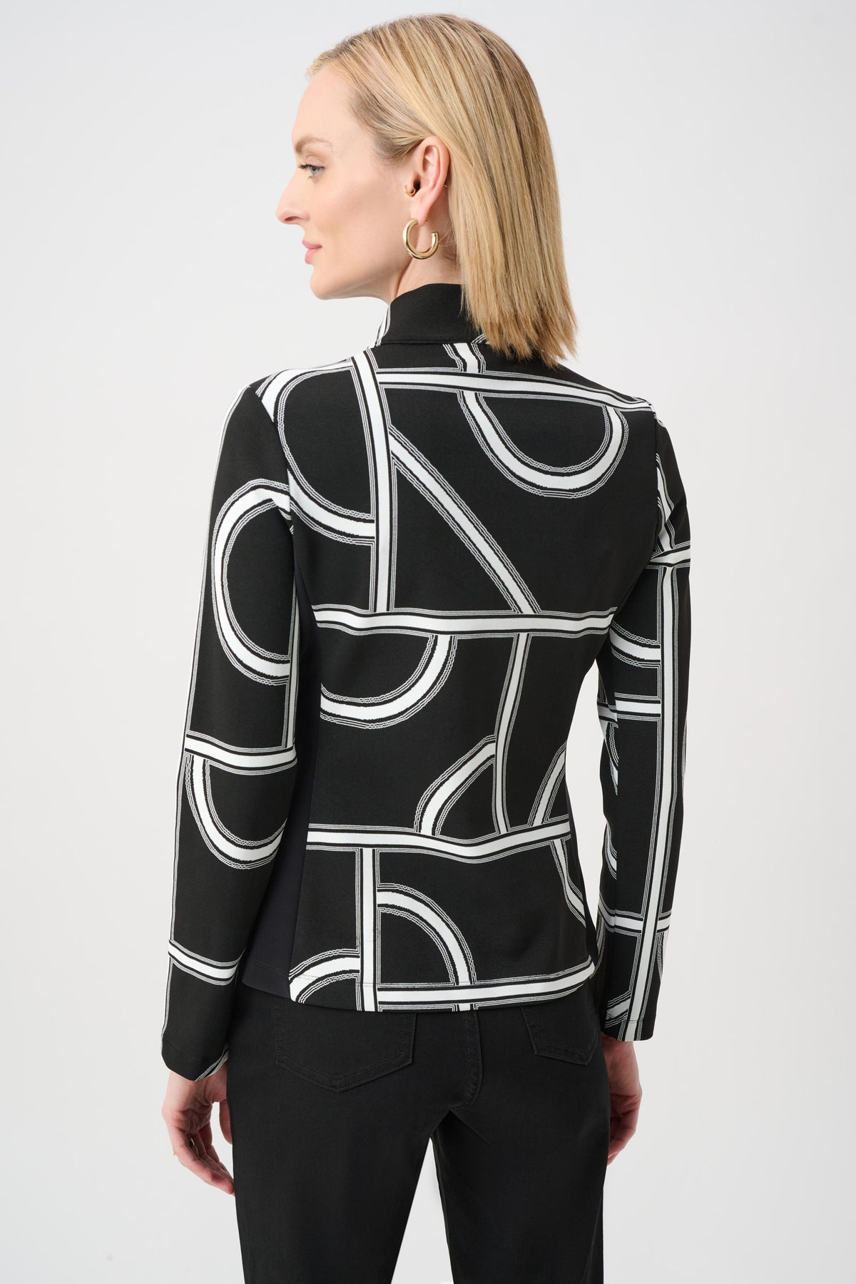 Joseph Ribkoff Jacquard Knit Geometric Fitted Jacket Black/Off-White 263055