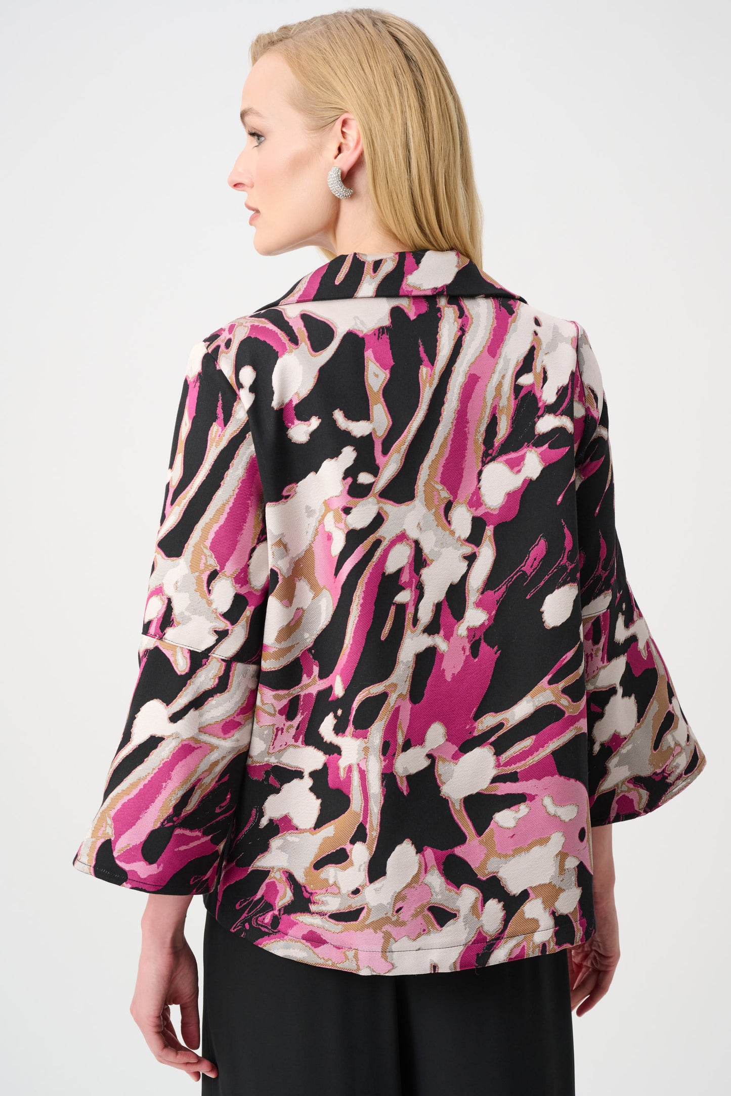 Joseph Ribkoff Signature | Jacquard Abstract Print Trapeze Jacket Black/Multi 263759