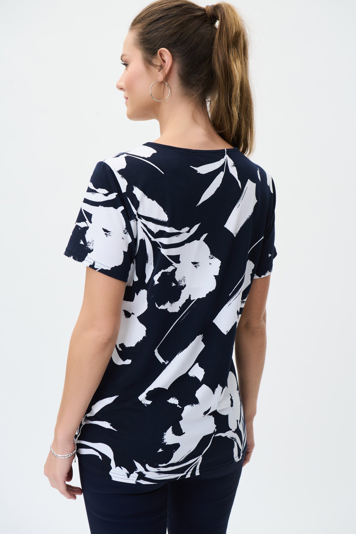 Joseph Ribkoff Floral Twisted Hemline Detail Top Midnight/Vanilla 231262-2229