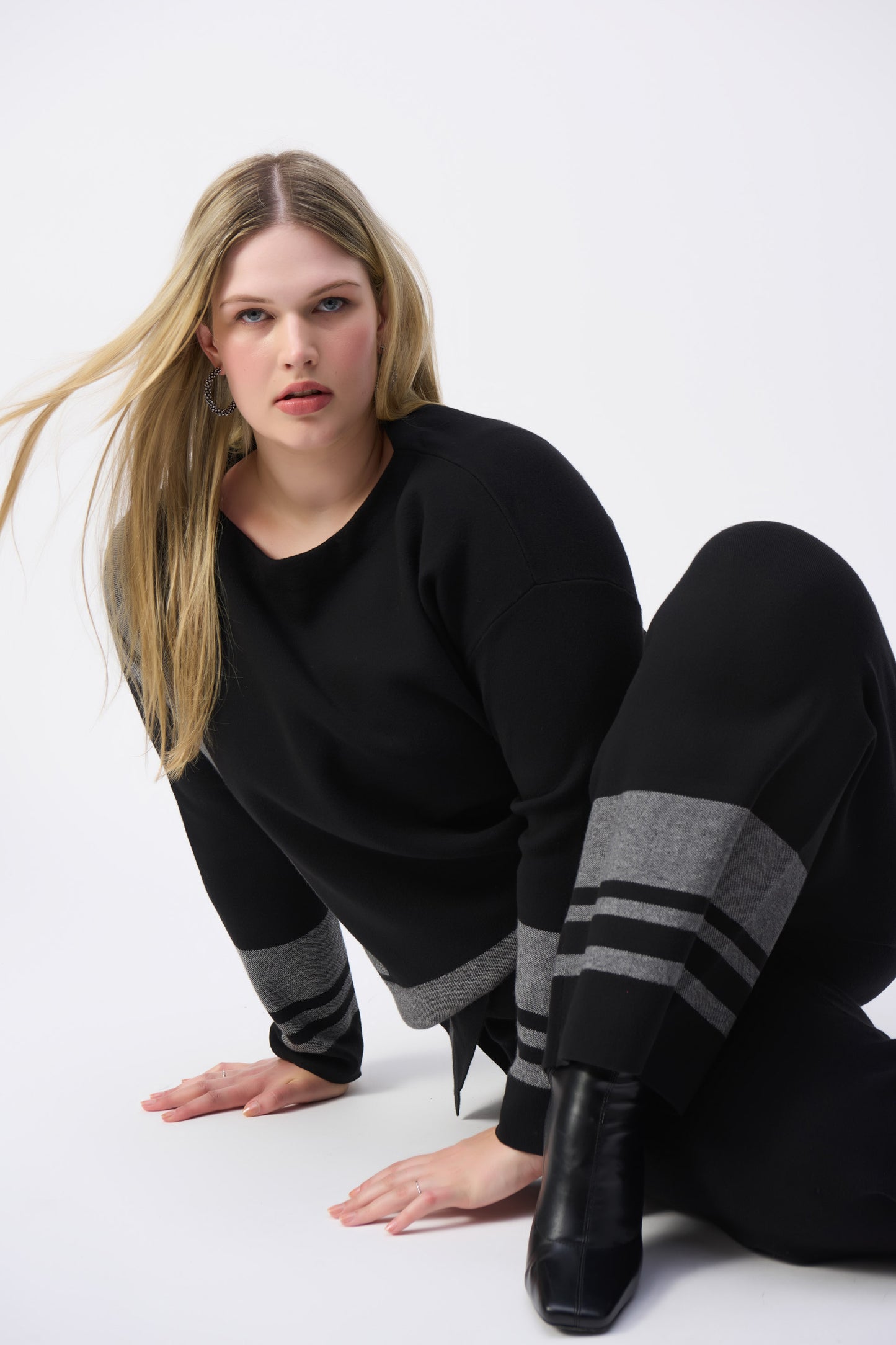 Joseph Ribkoff Oversized Knitted Boatneck Top Black/Vanilla 243949