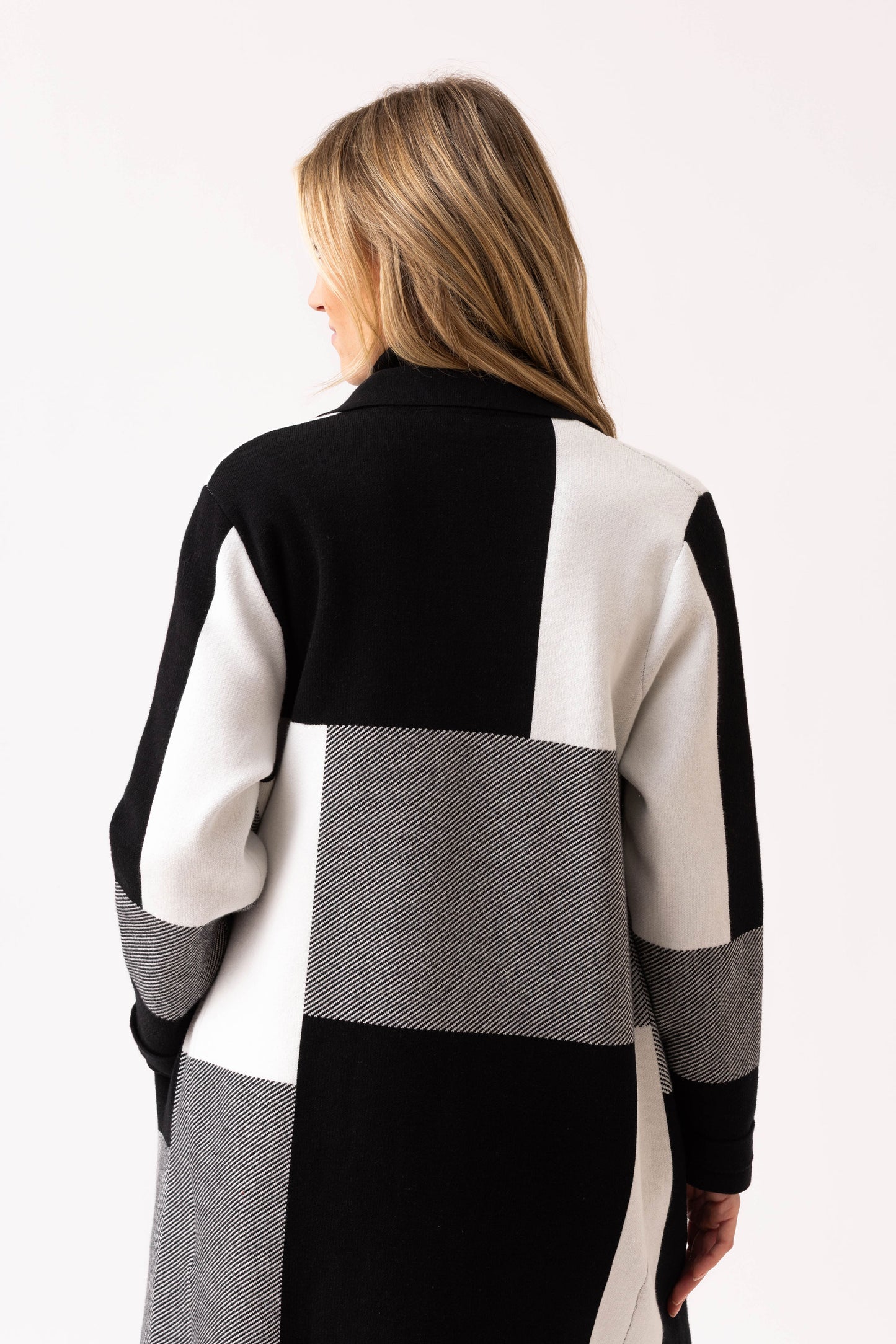 Marble Large Checked Cardigan - Black/Ivory- 8110-104