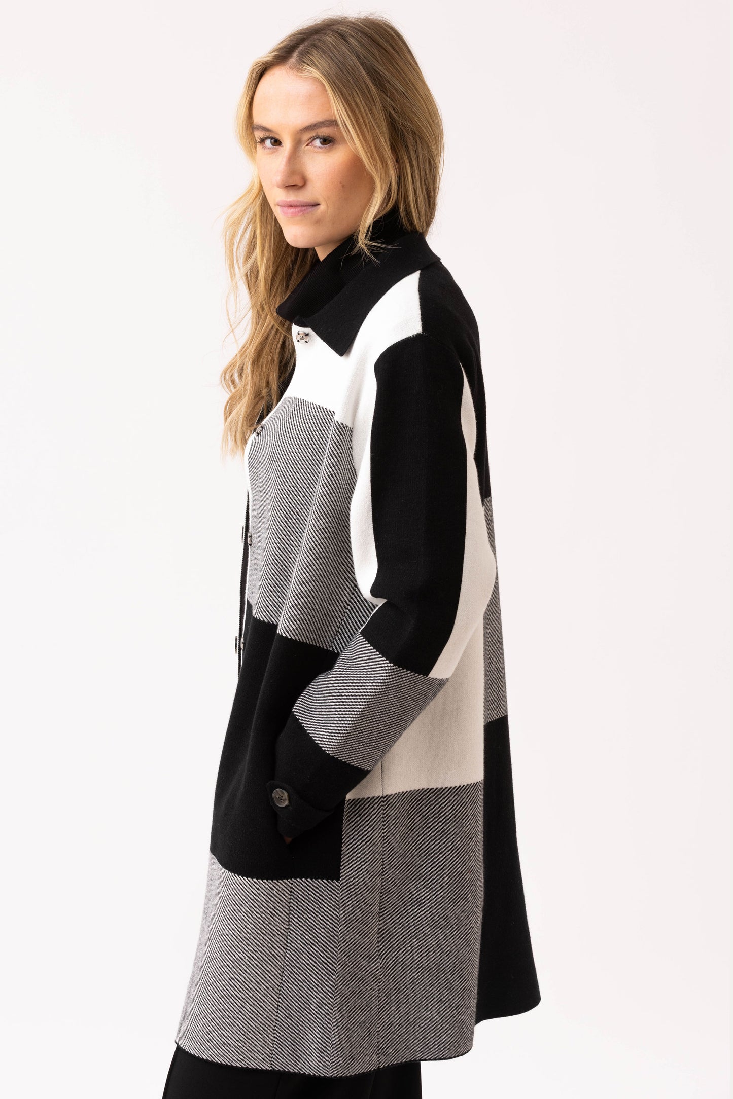 Marble Large Checked Cardigan - Black/Ivory- 8110-104