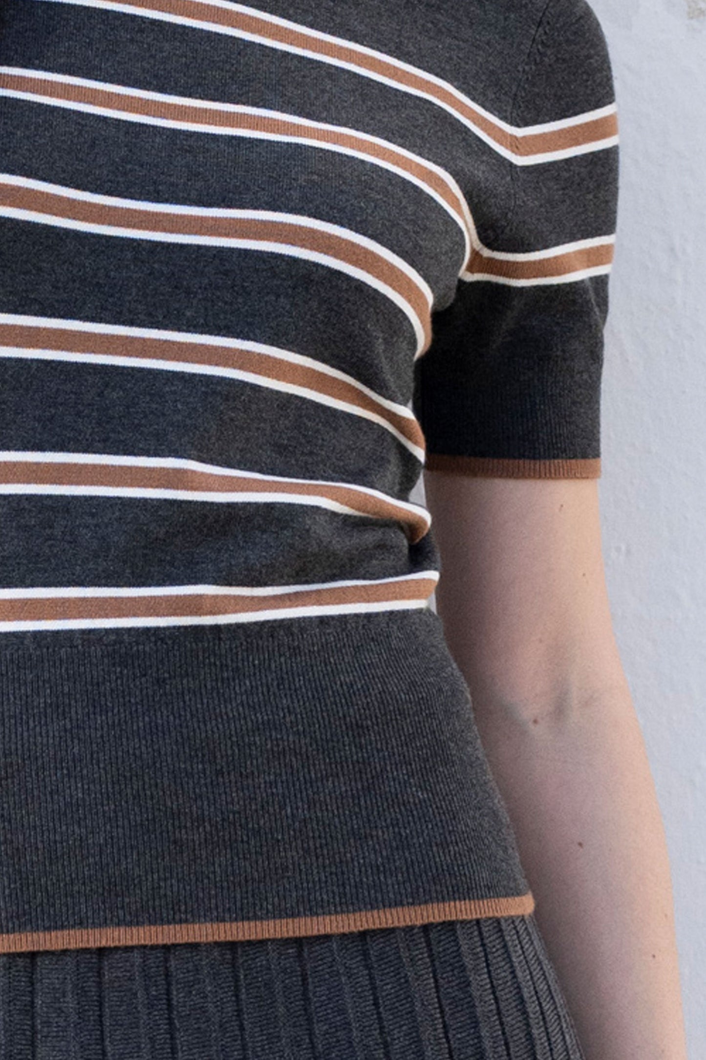 Marble Short Sleeved Sweater - Charcoal - 8010-105