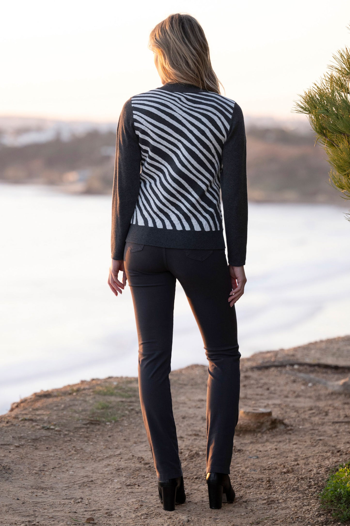 Marble Illusion Knit Cardigan - Charcoal - 8034-105