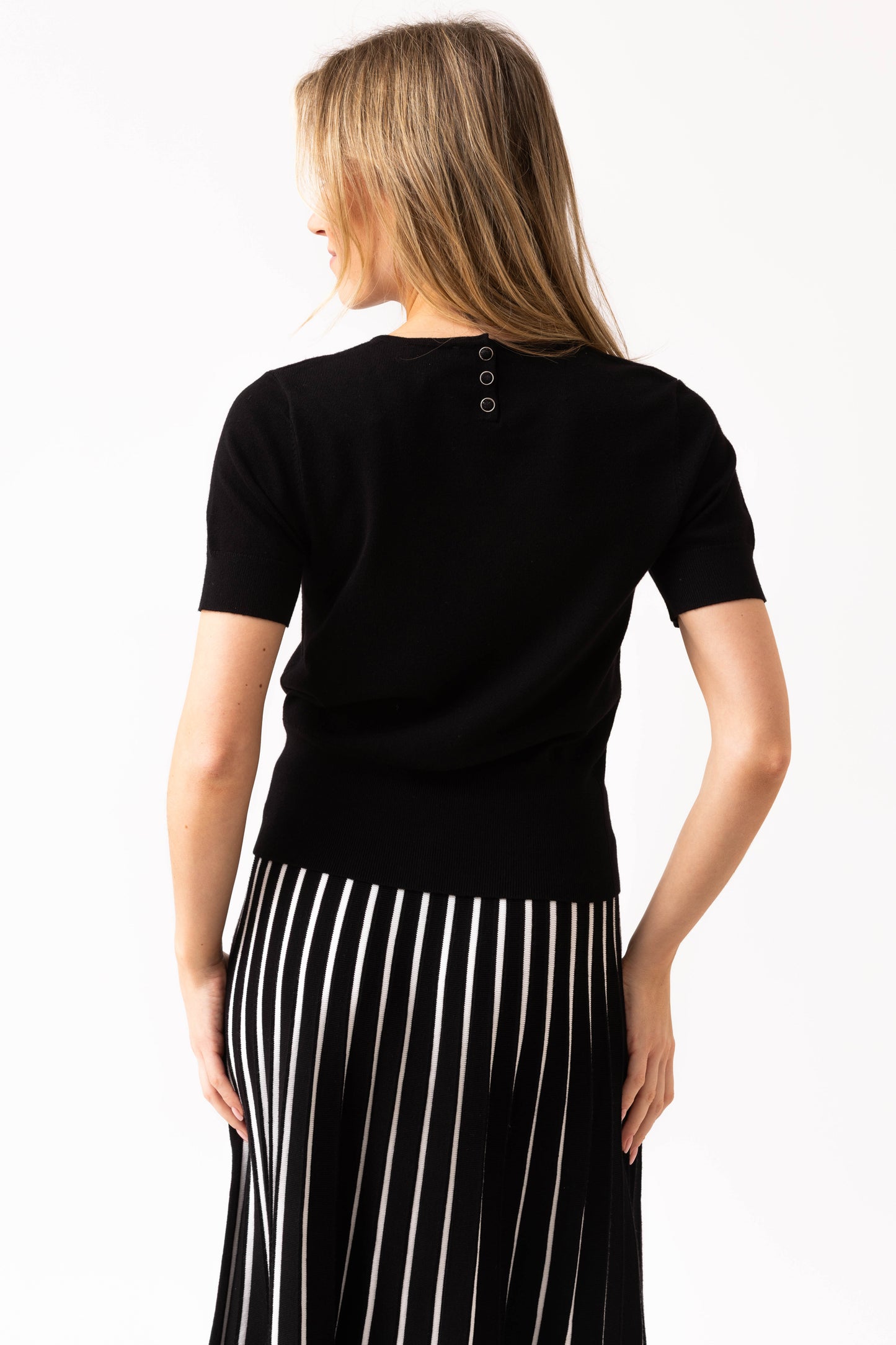 Marble Fine Knit Short Sleeved Top - Black - 7512-101