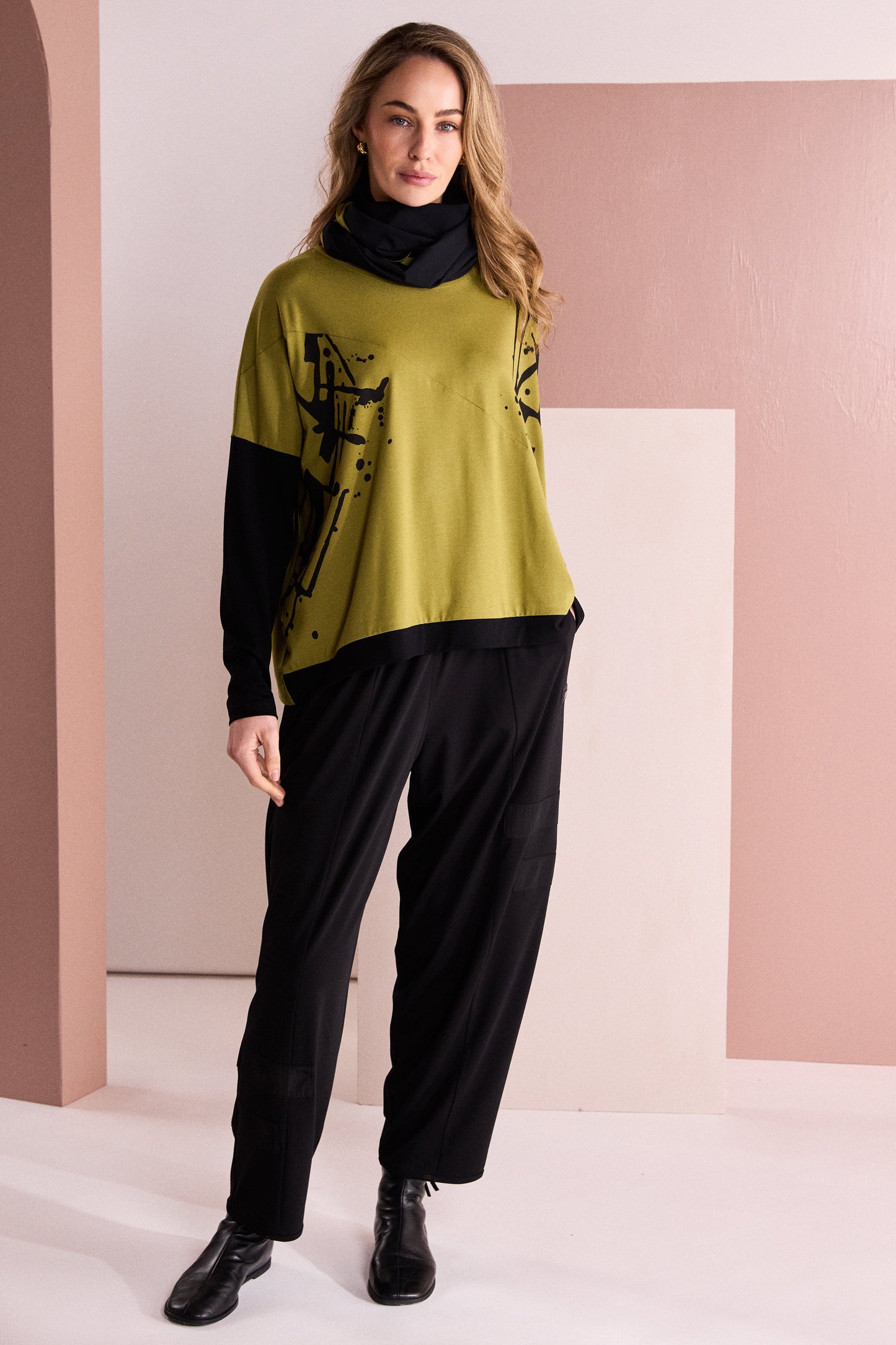 Naya Placement Print Top Avacado/Black NAW26140-539