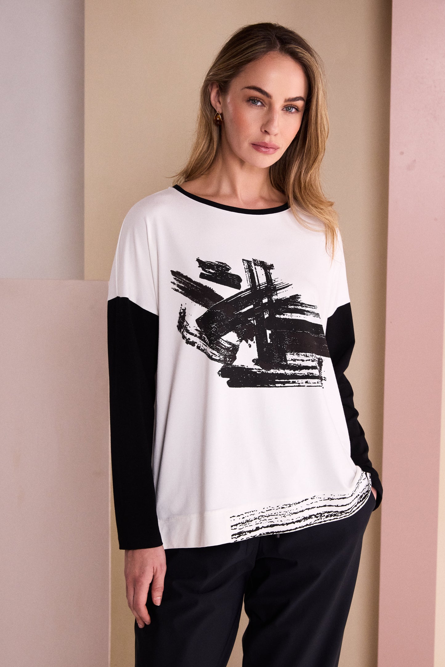 Naya Print Top With Contrast Sleeve Black/Chocolate NAW26147-975