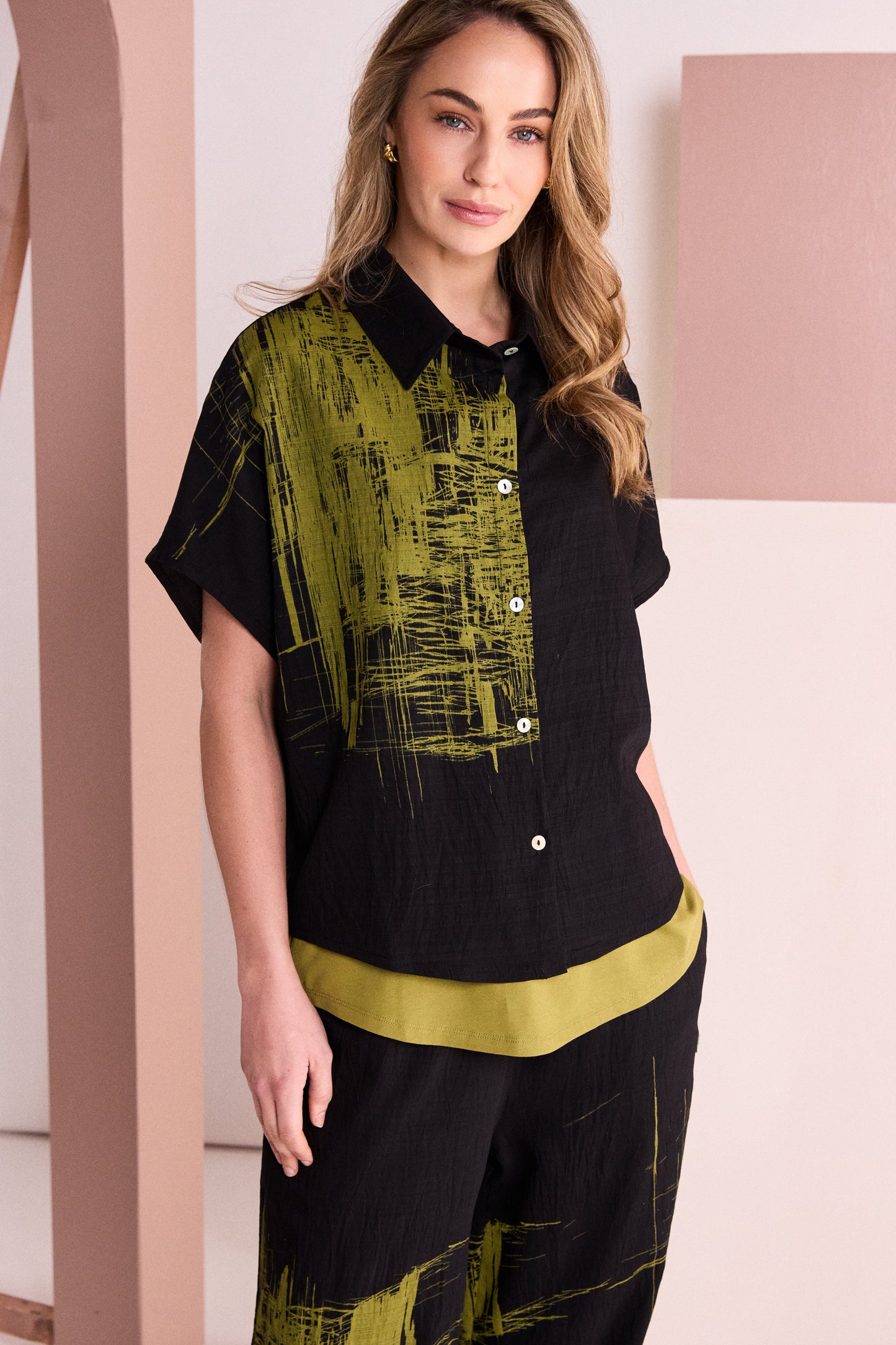 Naya Scribble Print Shirt Black/Avocado NAW26241-953