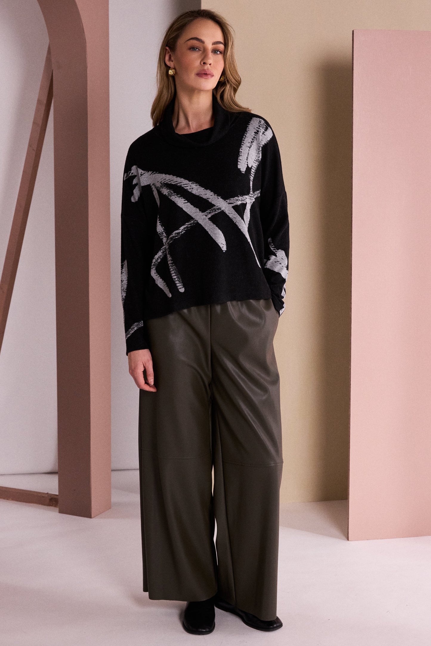 Naya Brush Stroke Print High Neck Top Black/Silver NAW26202-985