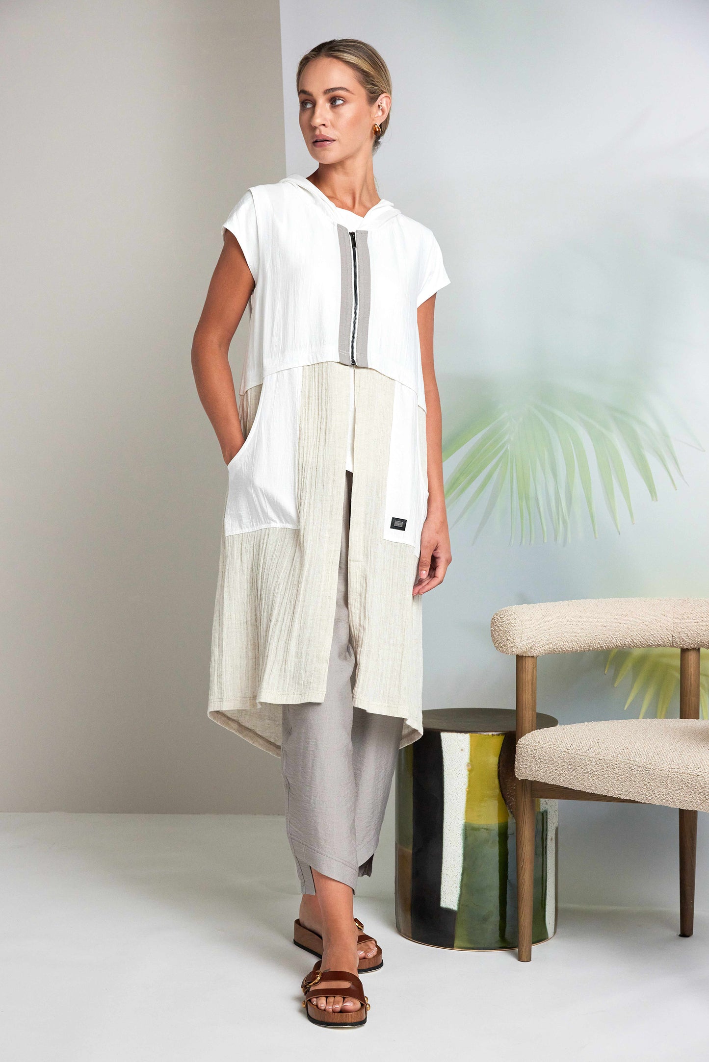 Naya Hooded Waistcoat With Contrast Zip Pebble NAS26157-25