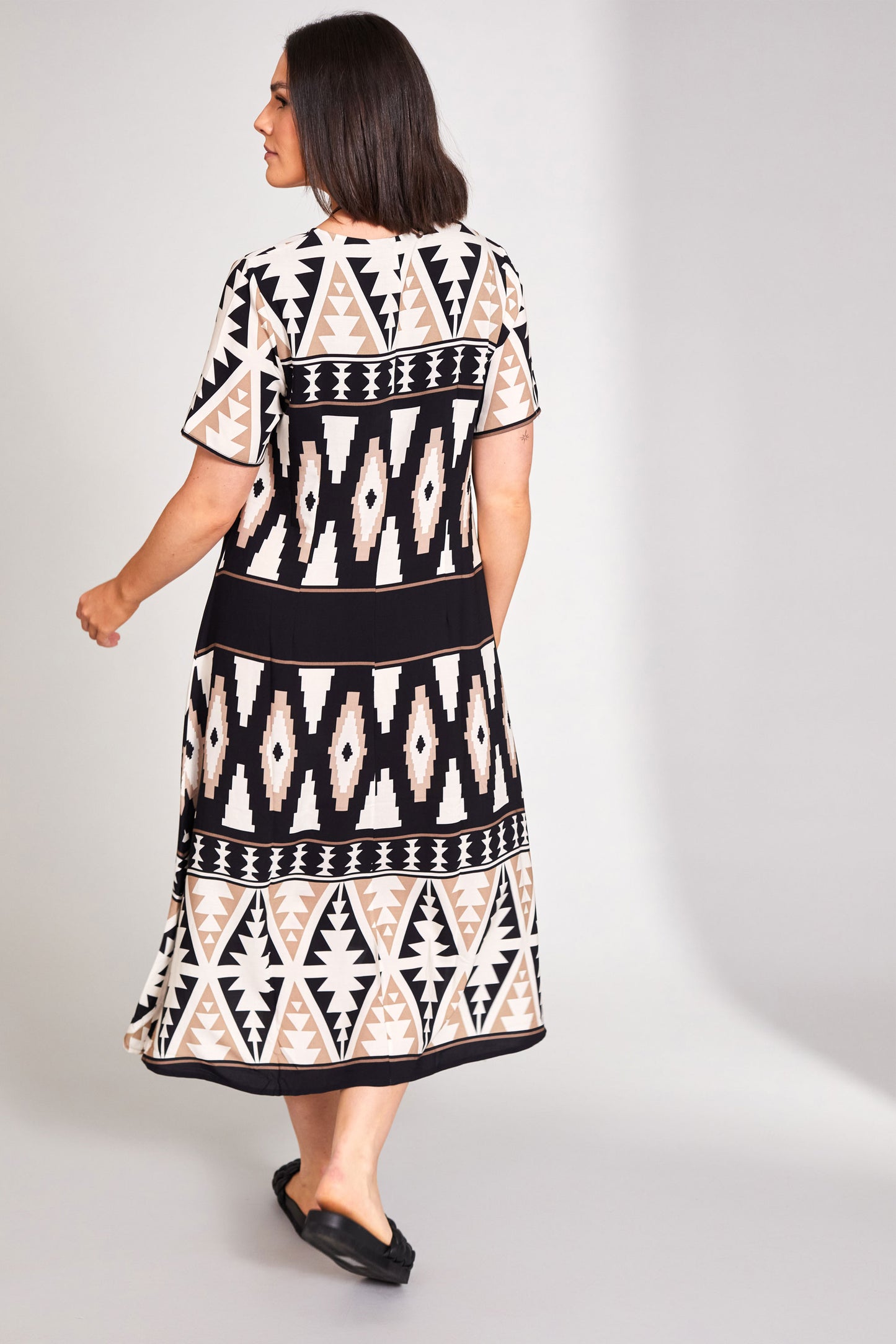 Peruzzi Aztec Dress Black/Multi S24112