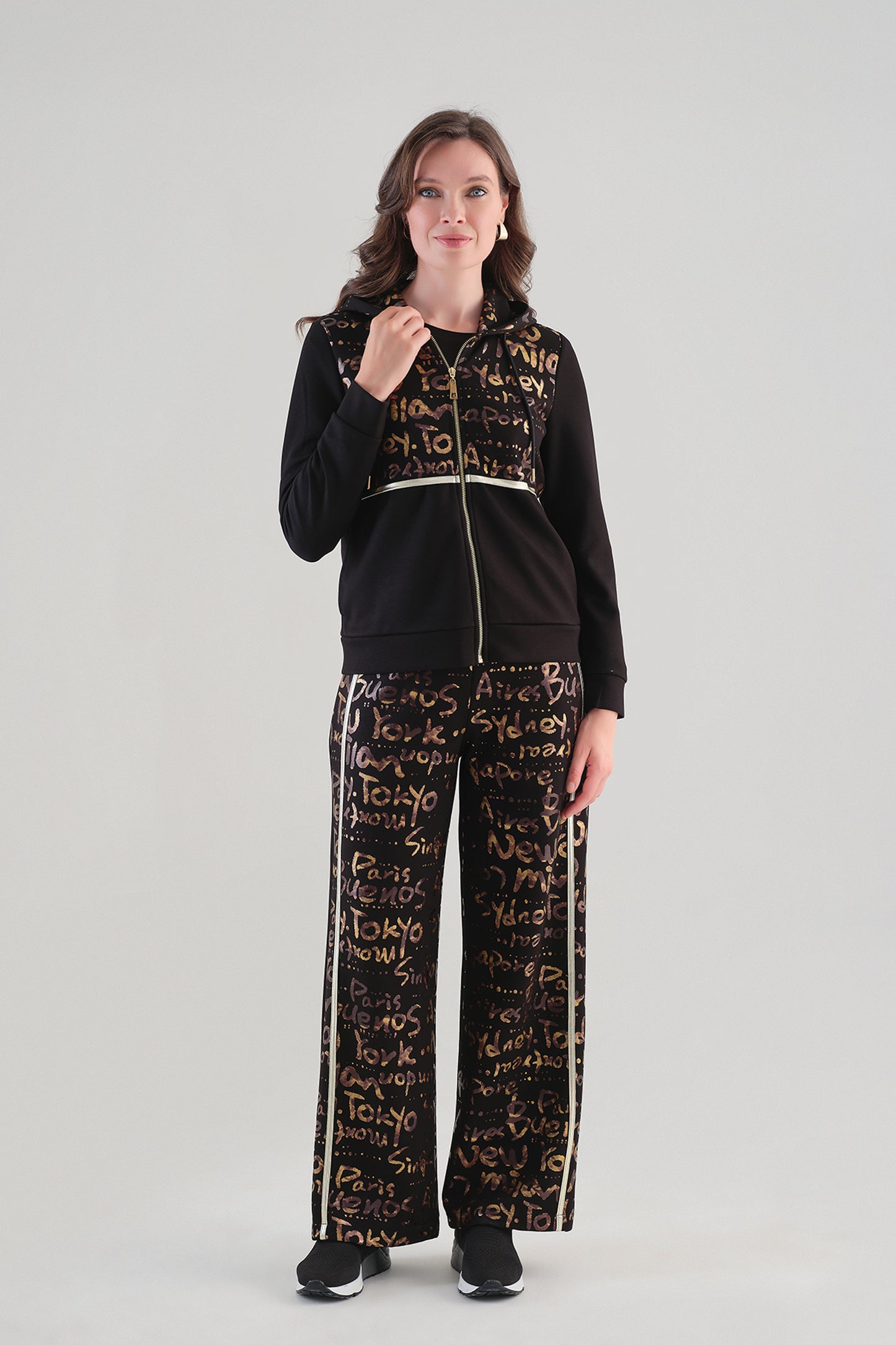 Tricotto Graphiti Print Hooded Jacket Black 96032