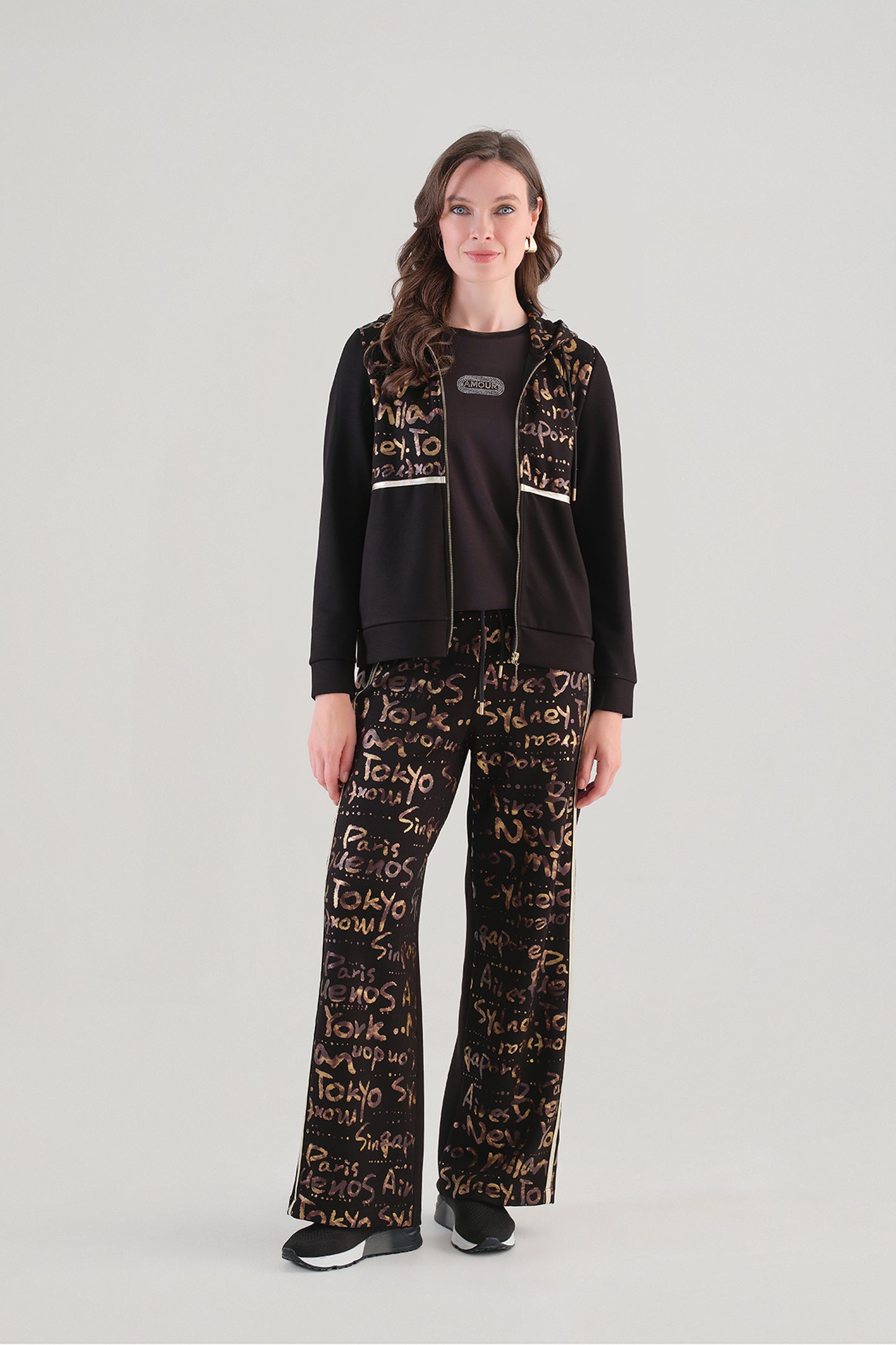 Tricotto Graphiti Print Hooded Jacket Black 96032