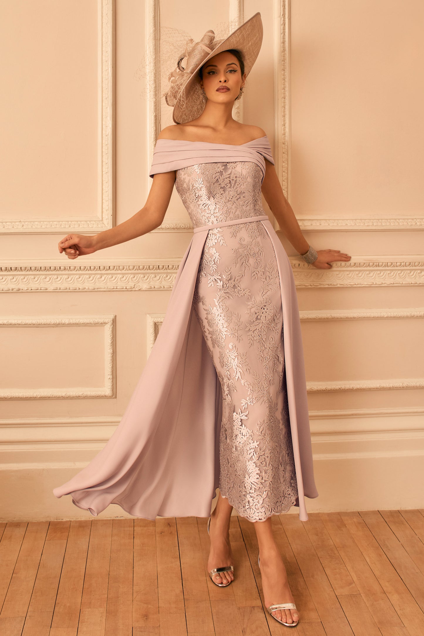 Veni Infantino Crepe Overskirt Beaded Lace Dress Blush 992842