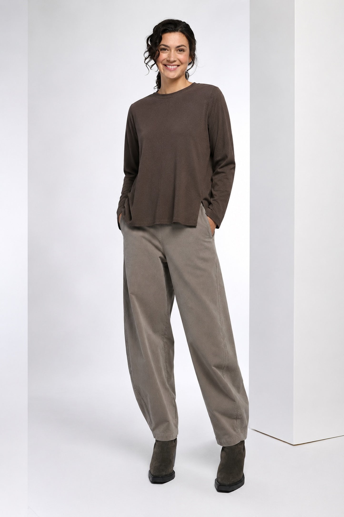 Vetono Split Hem Sweater Chocolate 9633-025-306